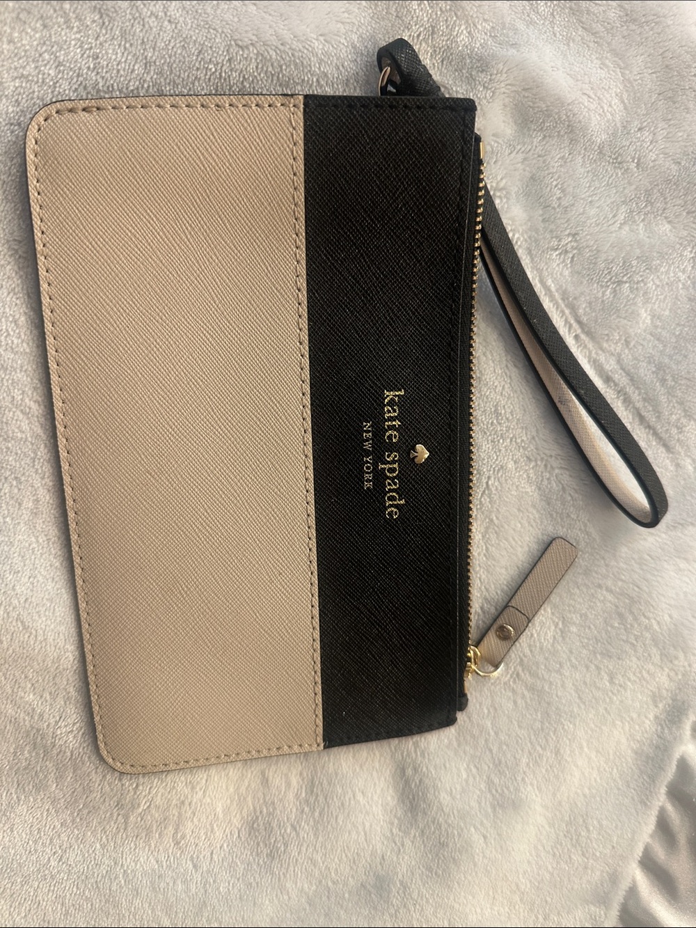 kate spade Black and Beige Two-Tone Wristlet.
